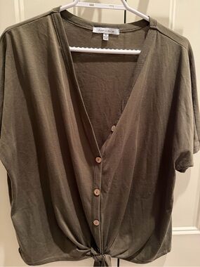 Purple Snow Olive Short-Sleeve Button-Front Tie-Hem Shirt